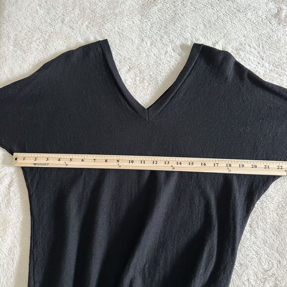 Banana Republic Sweater Size M Black Merino Wool Double V-Neck - Picture 8 of 8
